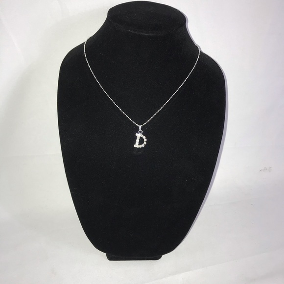 Rhinestone “D” pendant necklace - Picture 3 of 3